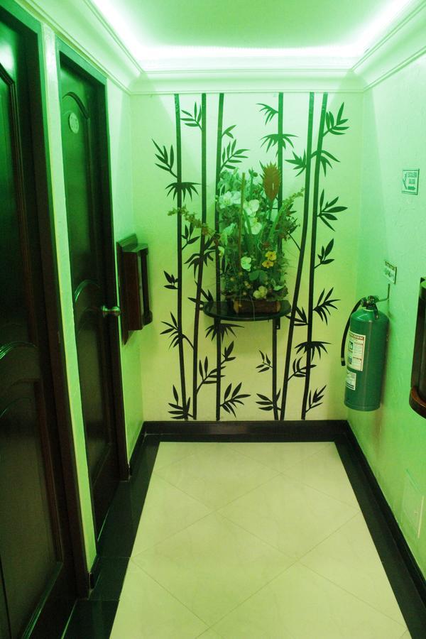 Motel Piramides De Cristal Bogota Bagian luar foto